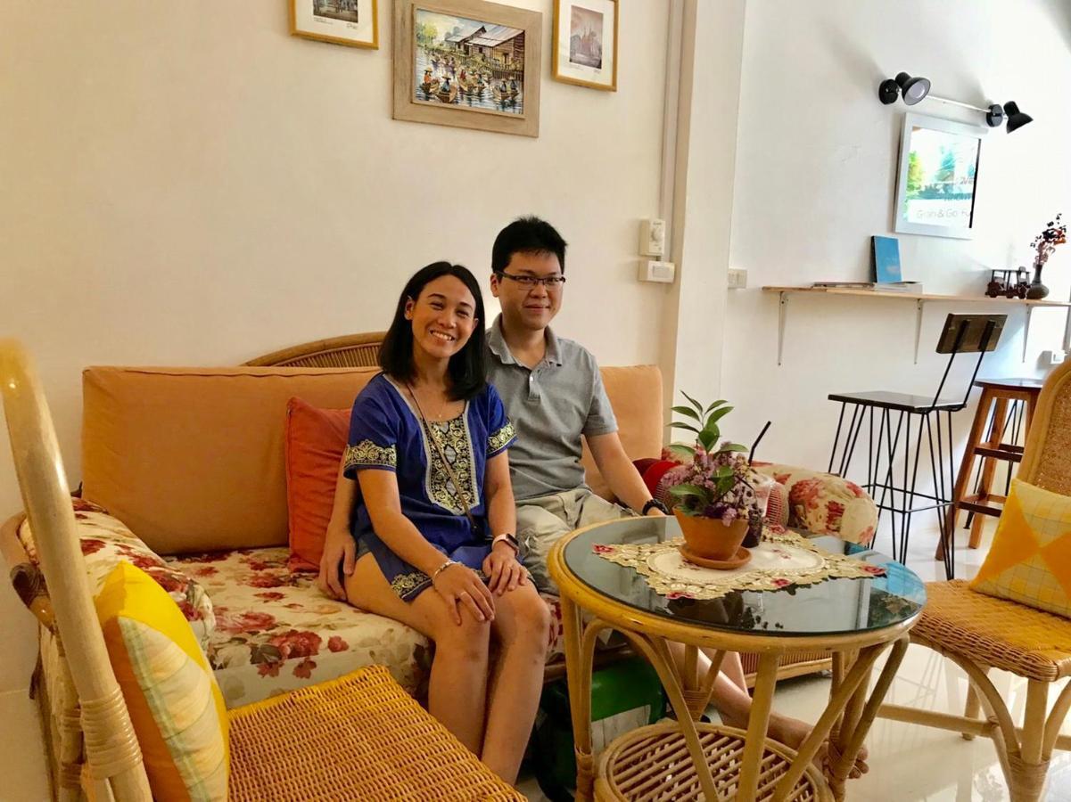 One Of Us House Pansiyon Bangkok Dış mekan fotoğraf